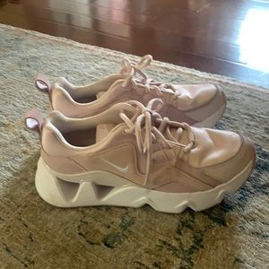 Women’s Nike Ryz 365